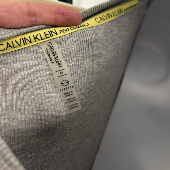 Calvin Klein Performance - Picture 4 of 4